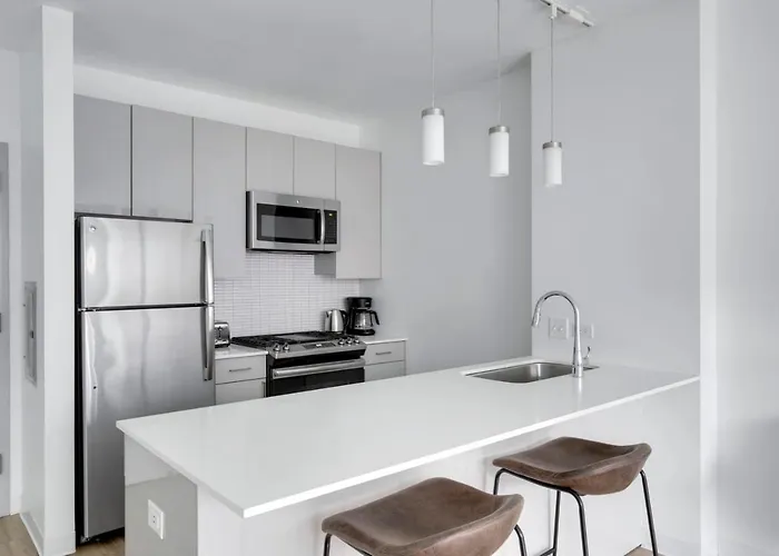 W Loop 1br W Gym Pool In Heart Of Greektown Chi-530 Chicago