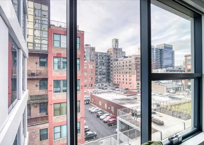 Apartment W Loop 1br W Gym Pool In Heart Of Greektown Chi-530 *